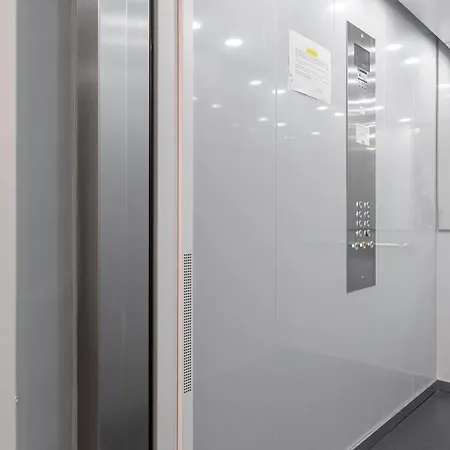 Blue Moon With Free Parking * Братислава